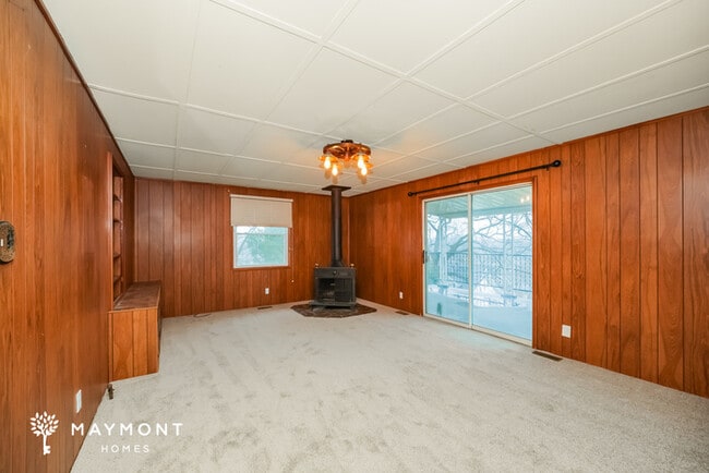 Building Photo - Charming 2 Bedroom Home Rittman, OH