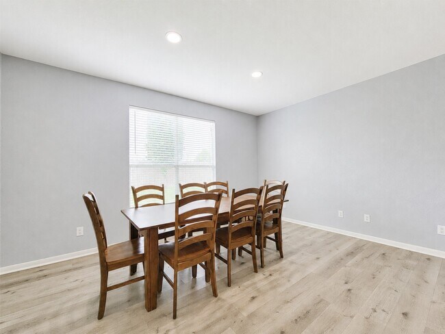Building Photo - 6638 Autumn Sunset Ln