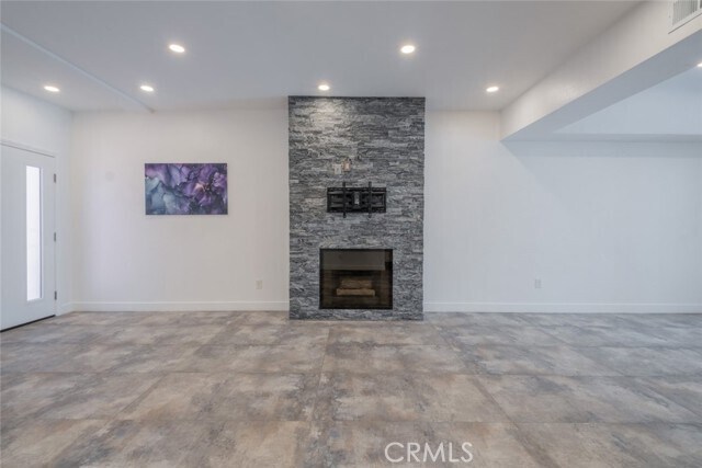 Building Photo - 6828 Laurel Canyon Blvd