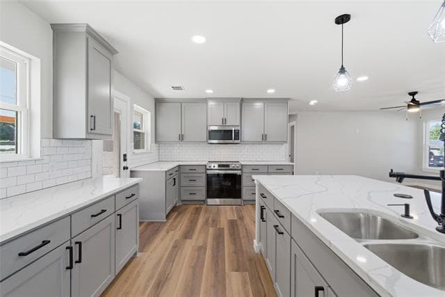 Building Photo - 205 Lacewell St