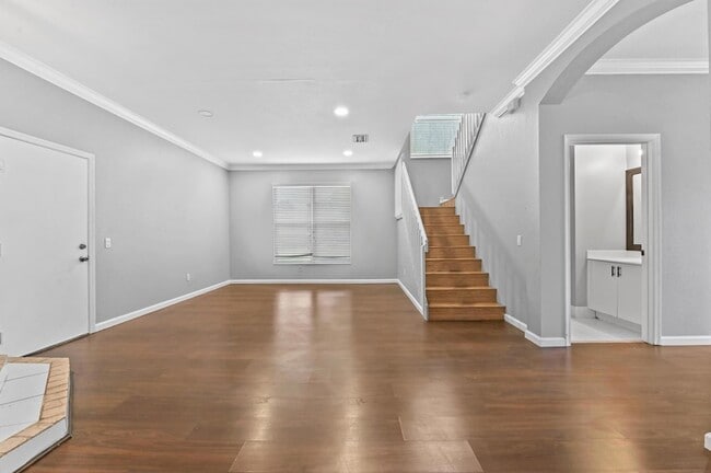 Building Photo - 5049 Starblaze Dr