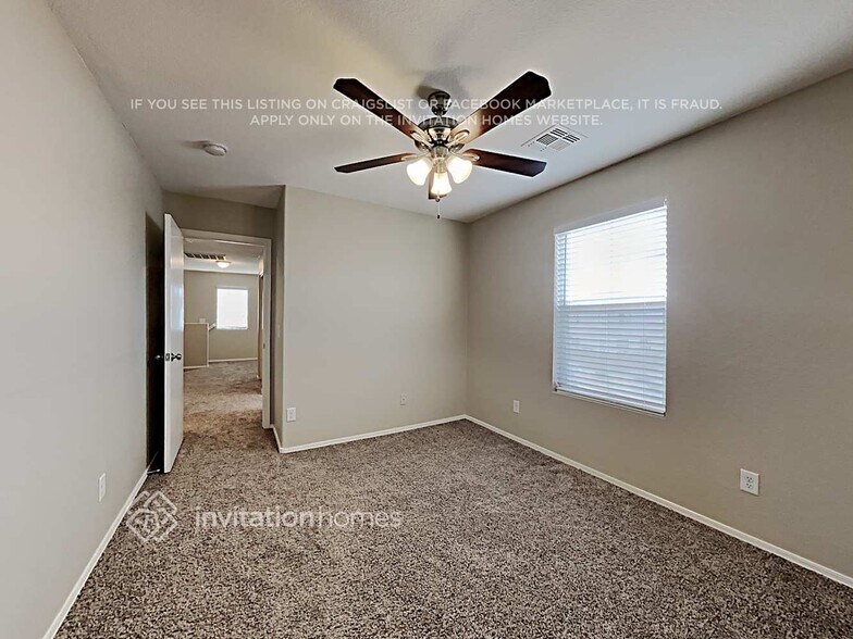 Building Photo - 1196 E Altadonna St