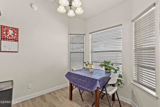 Building Photo - 10925 Ernie Banks Dr
