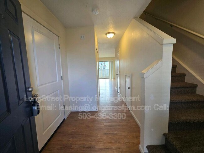 Building Photo - 1806 College St