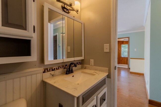 Building Photo - Price Improvement! Lakefront Dream Home – ...