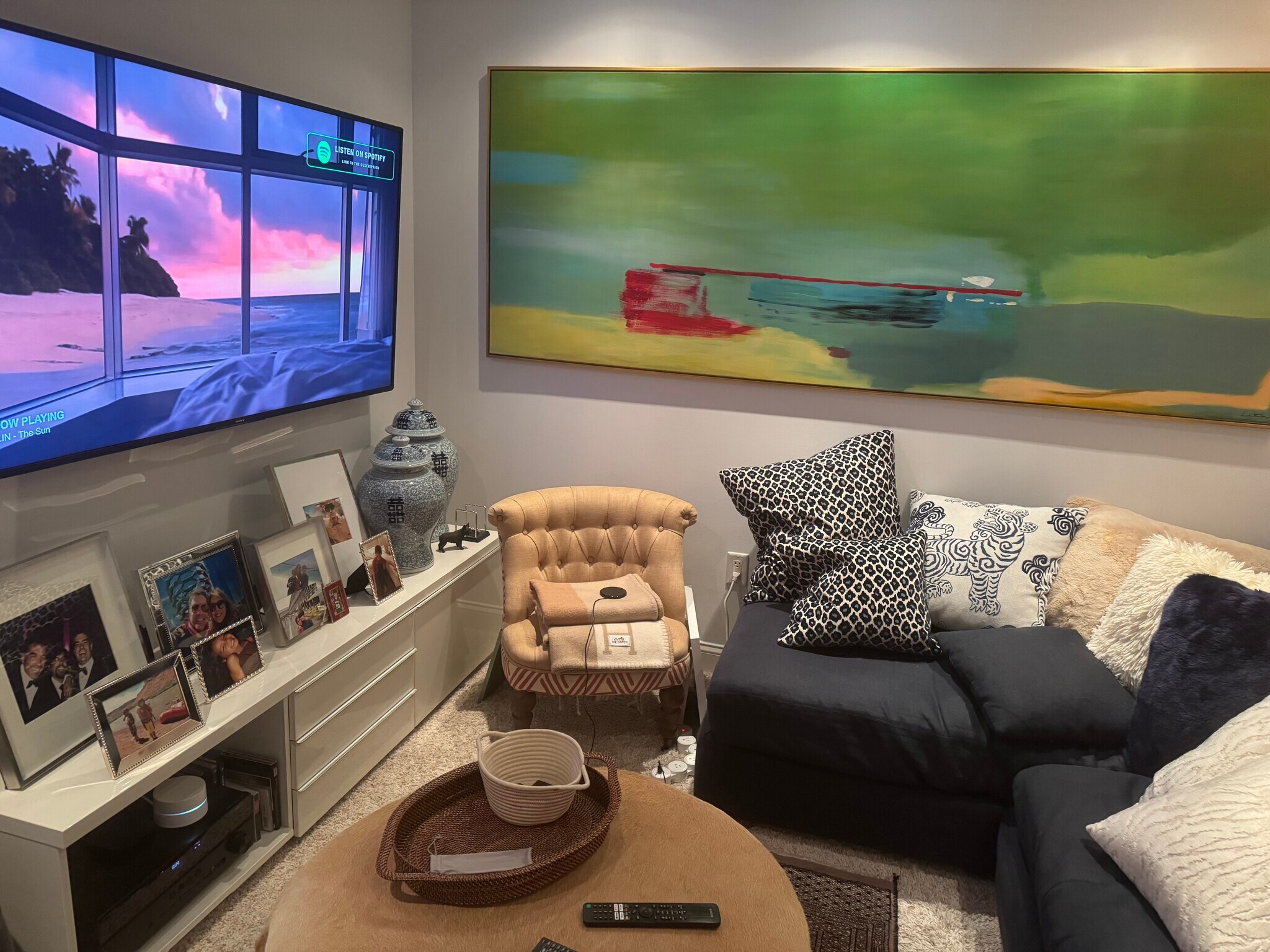 Building Photo - 1050 Brickell Ave