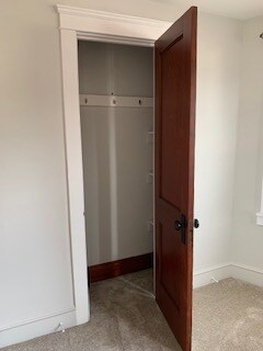 Building Photo - 50 E Walnut St