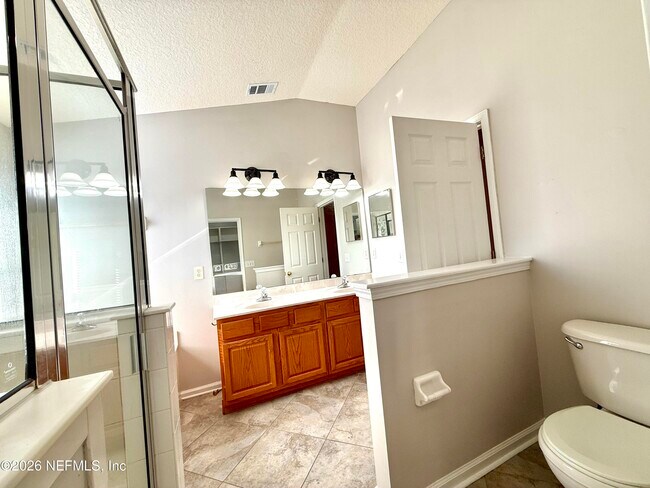 Building Photo - 1701 Covington Ln