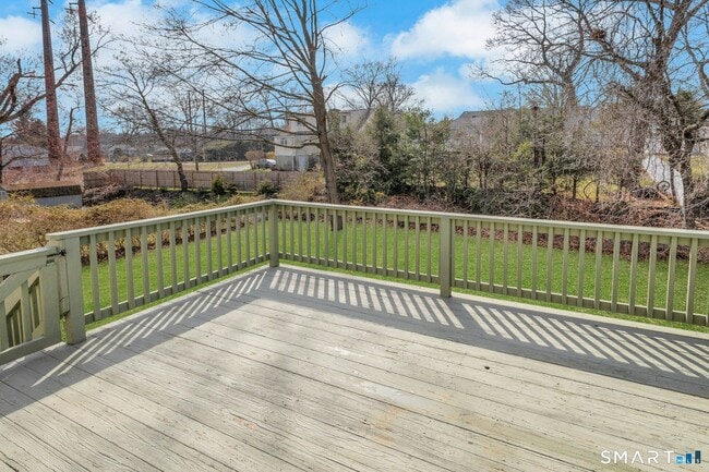 Building Photo - 25 Quinsey Dr
