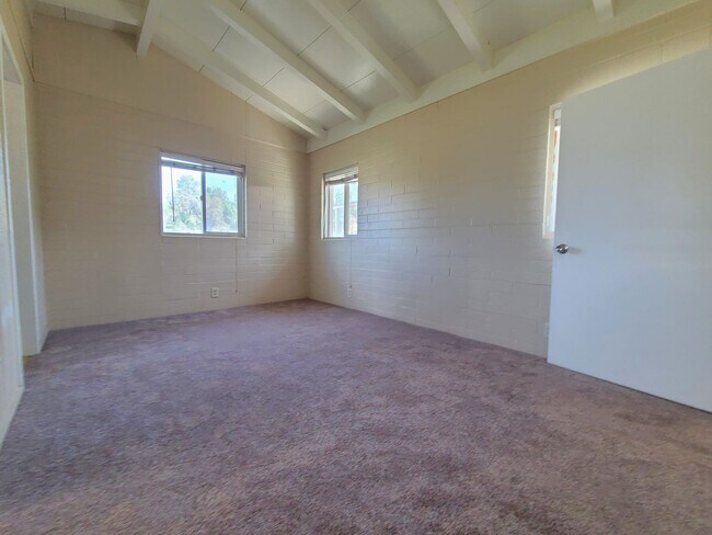 Building Photo - 13195 Bryant St