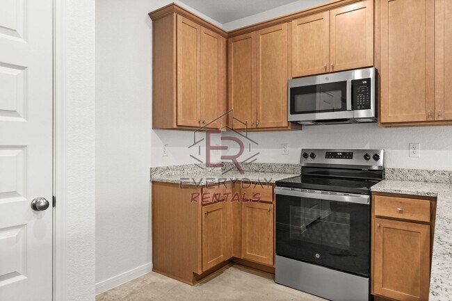 Building Photo - 912 Cherry Laurel Ln