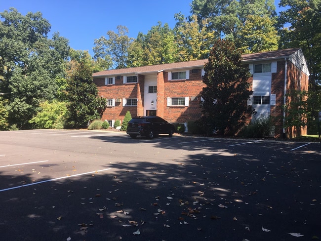 Building Photo - 6065 Donna-Jay Dr