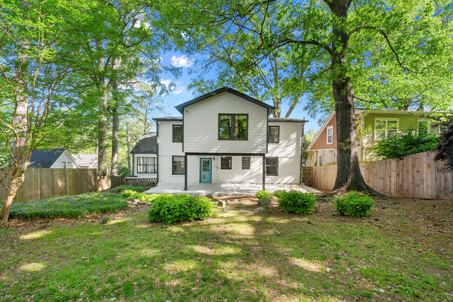 Back of house - 121 Brower Street
