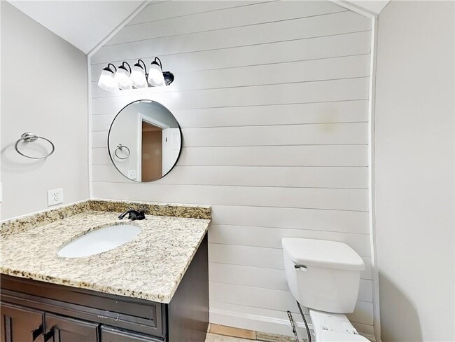 Building Photo - 365 Widewater Dr