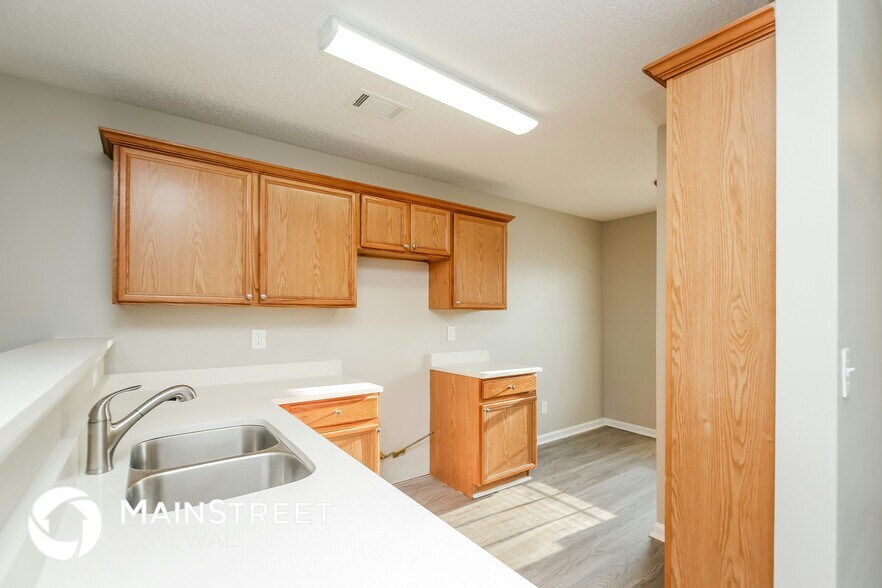 Building Photo - 80 Crestfield Cir