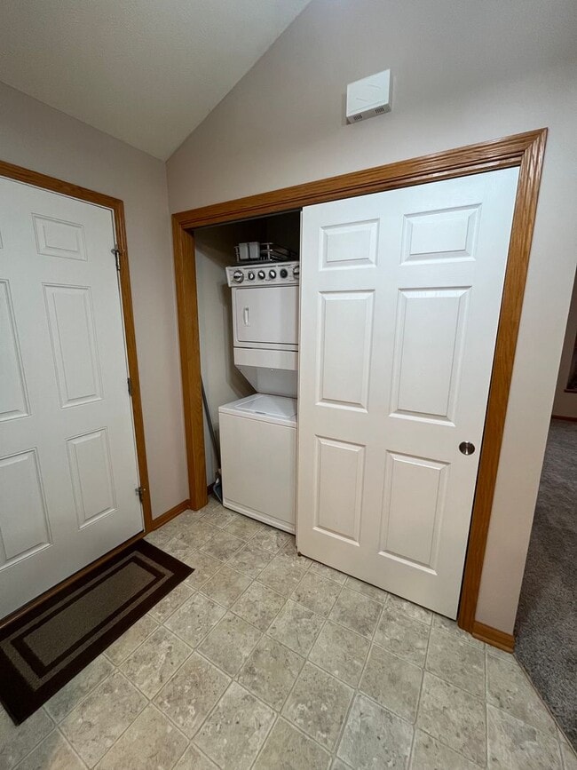 Building Photo - 8528 Flintlock Cir