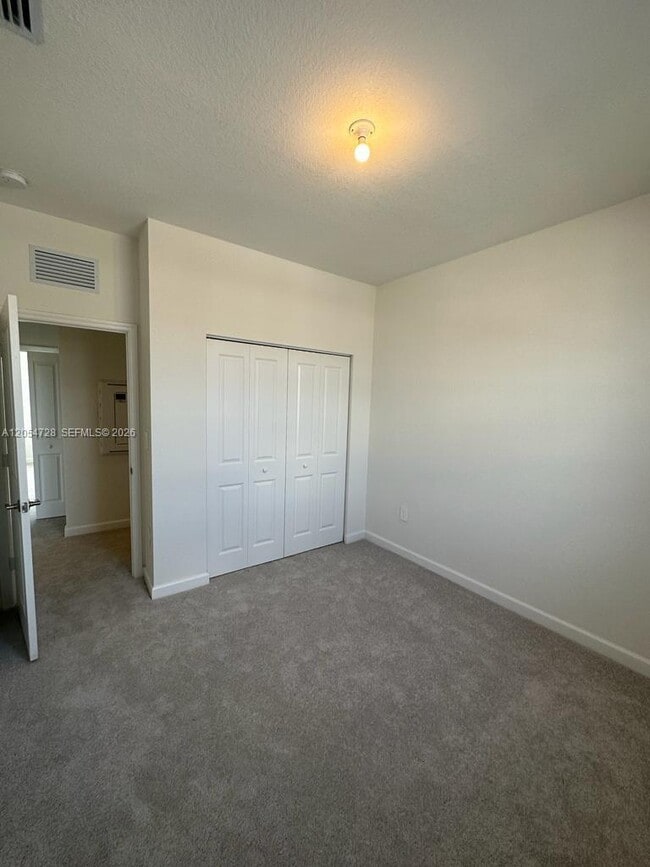 Building Photo - 26460 SW 148th Ct