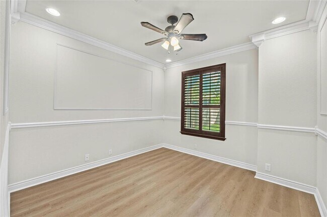 Building Photo - 2509 Salorn Way