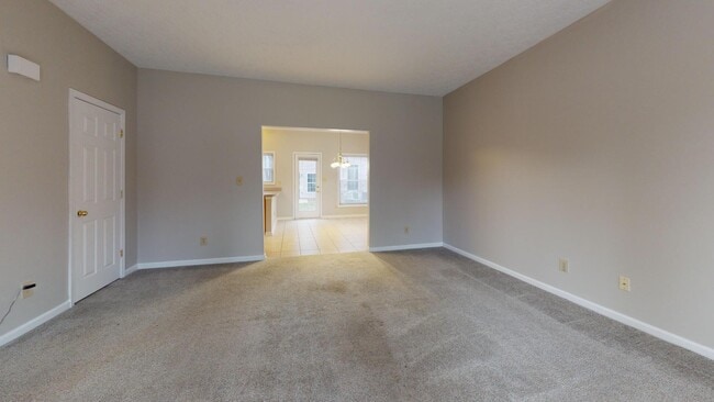 Building Photo - 3735 Lochdale Terrace