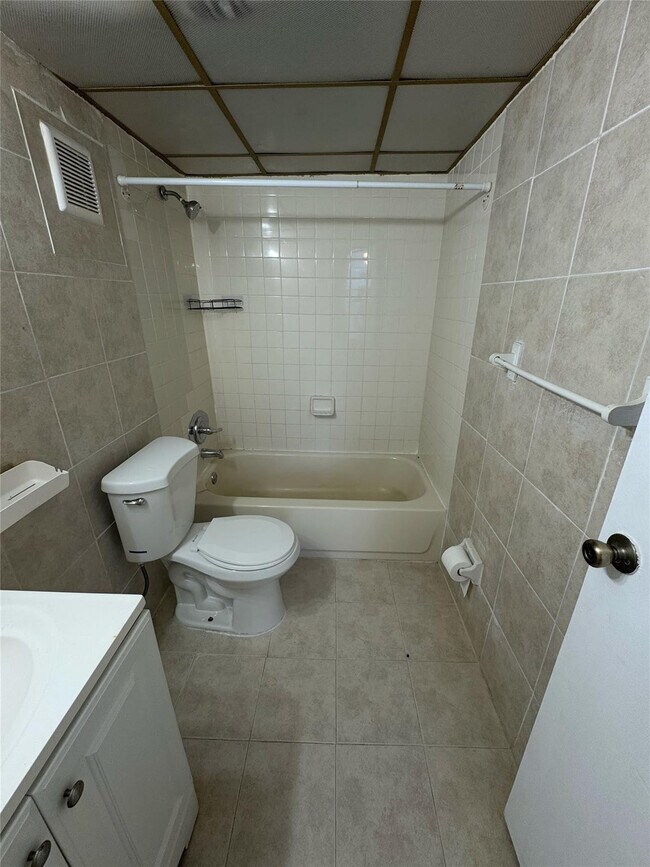 Building Photo - 1794 NW 55th Ave