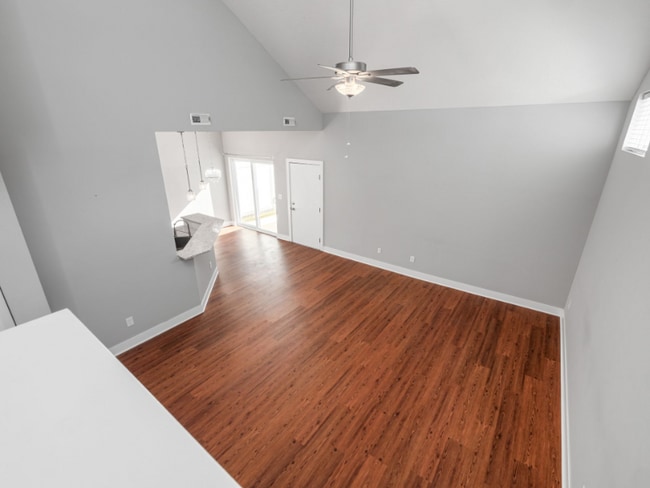 Building Photo - 101 Glenridge Dr