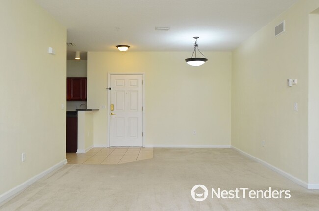 Building Photo - Three Bedroom Southside Jacksonville Condo!