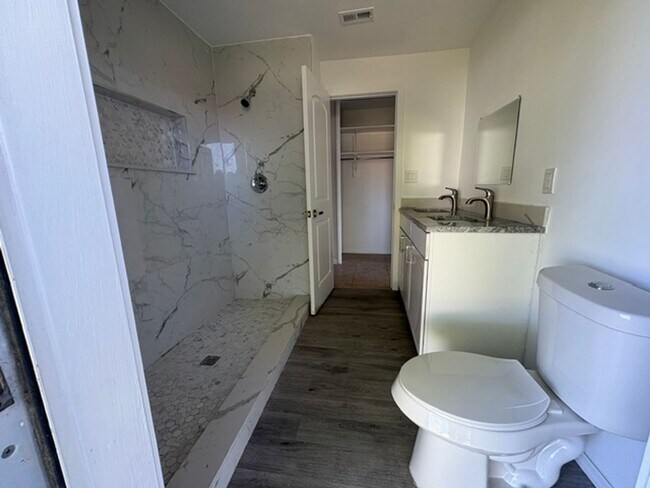Primary Photo - Charming 2-Bedroom Ranch in Cape Coral’s B...