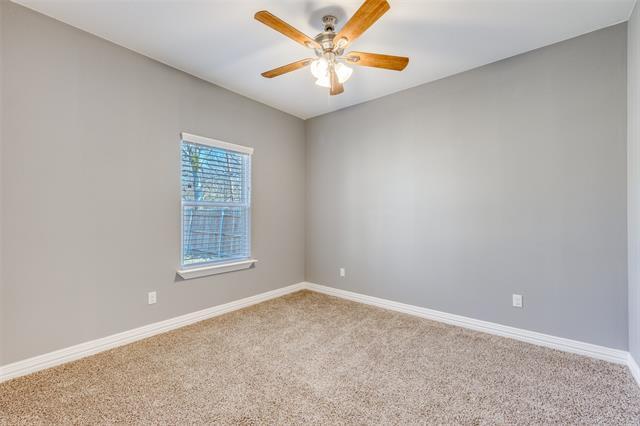 Building Photo - 1429 E Odneal St