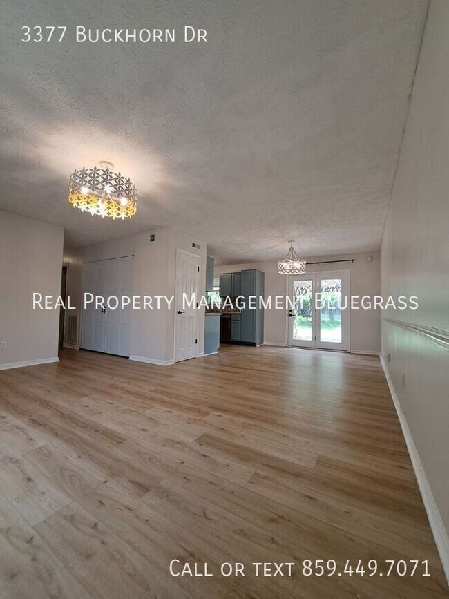 Building Photo - 3377 Buckhorn Dr