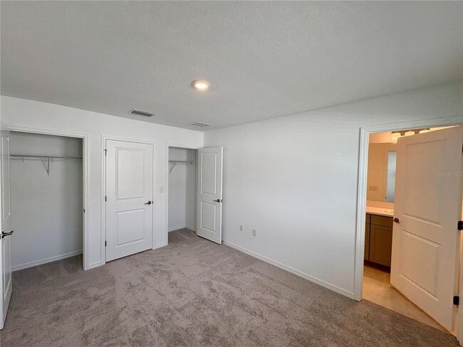 Building Photo - 8576 Daybreak St
