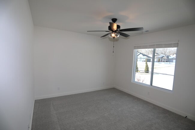 Building Photo - 4400 Royal County Rd