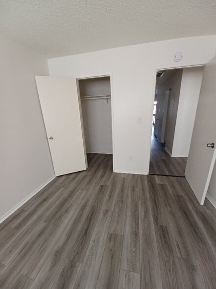 Building Photo - 4108 W Ave L