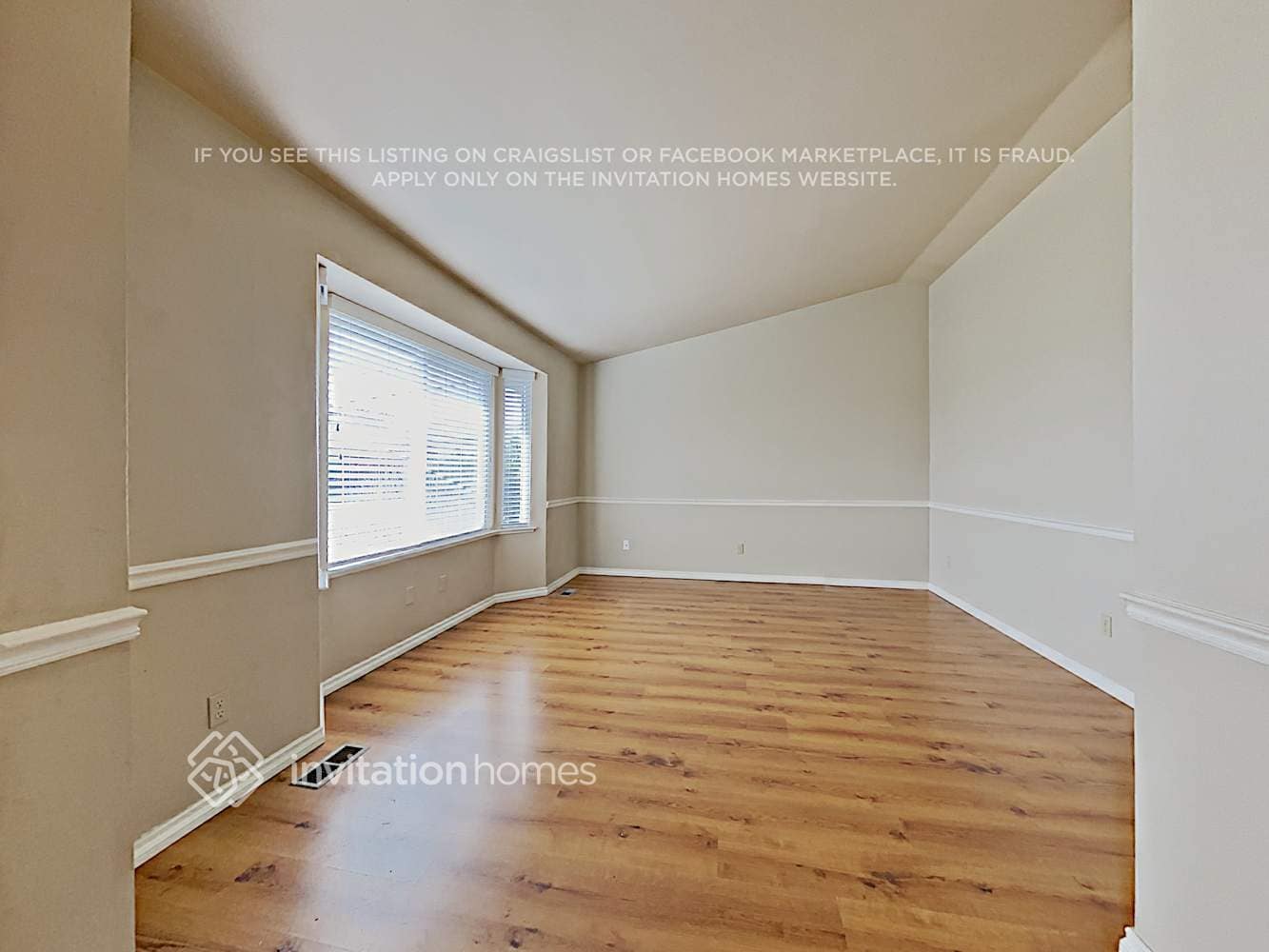 Building Photo - 5125 69th Ave NE