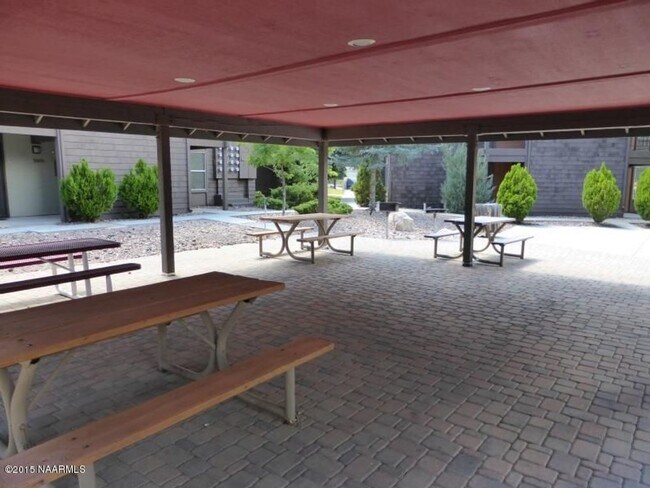 Building Photo - 1 Bed, 1 Bath. Condo! Next to the Heart of NAU Campus!  - Students & Cats OK!! NO Dogs! Avail. Ma...