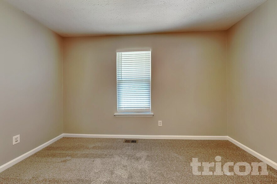 Building Photo - 51 Colby Ct
