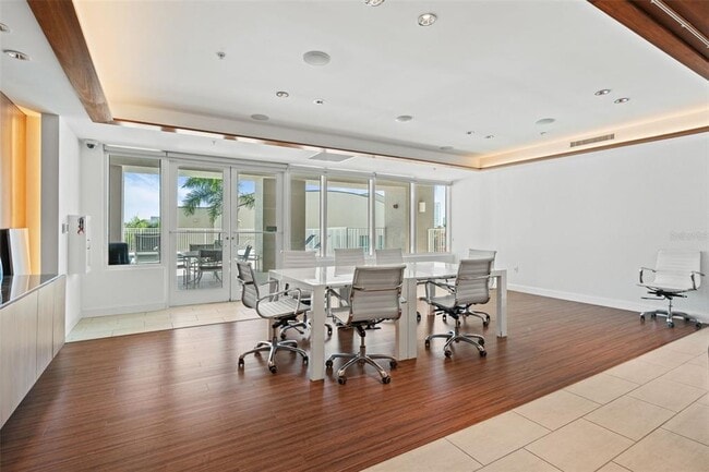 Building Photo - 1771 Ringling Blvd