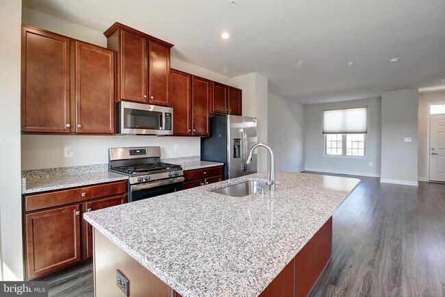Building Photo - 10621 Saponi Dr