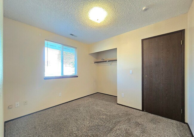 Building Photo - 3 Bedroom Home in Marysville