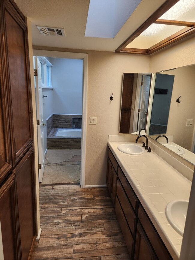 Building Photo - 4615 E Monte Way