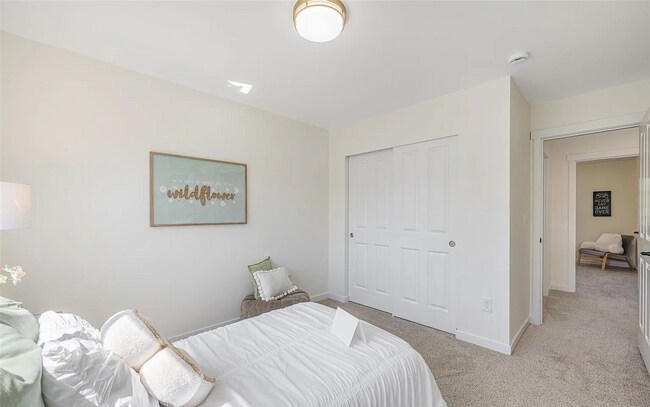 Building Photo - Beautiful 4 bedroom in Bonney Lake WA - Ap...
