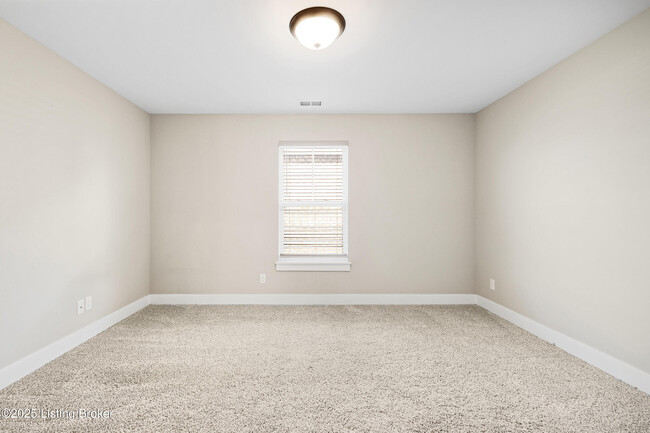 Building Photo - 9203 Harvester Pl