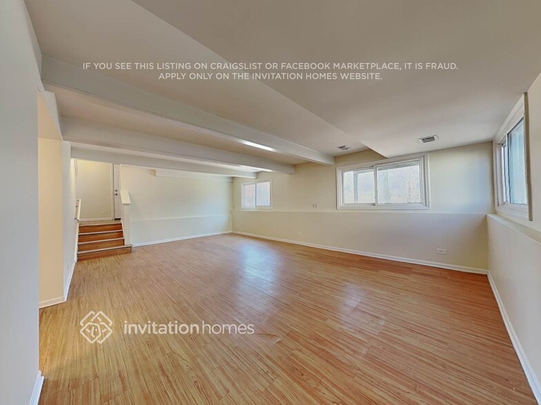 Building Photo - 133 Flagstaff Dr