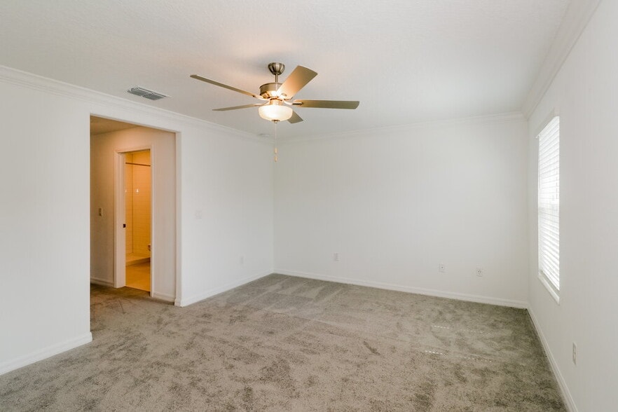Building Photo - 2149 Great Sapphire Ln