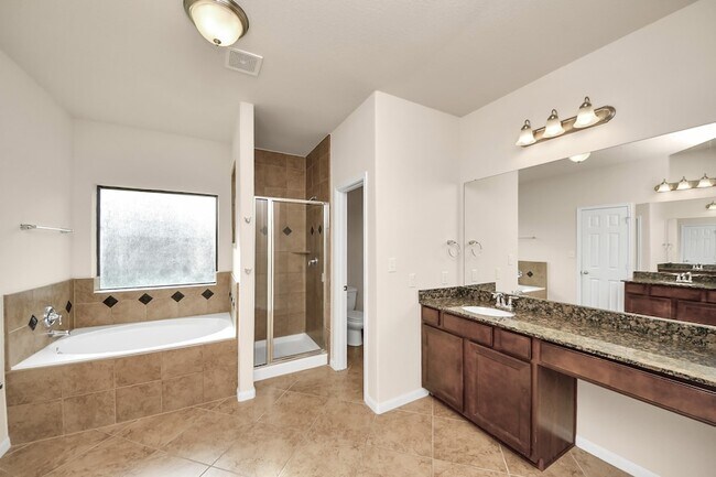 Building Photo - 5038 Gold Haven Dr