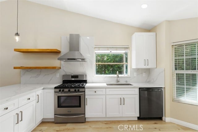 Building Photo - 15002 Woodcrest Dr