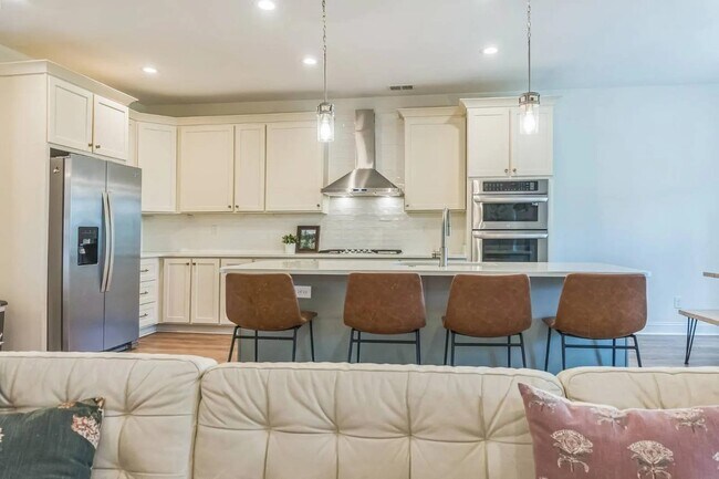 Building Photo - 6105 Scottscraig Cove