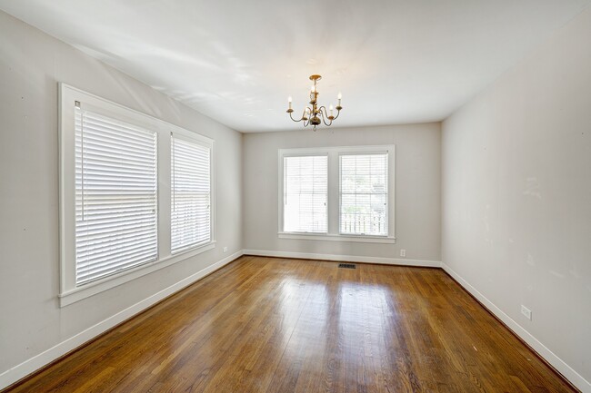 Building Photo - 1741 Wroxton Ct