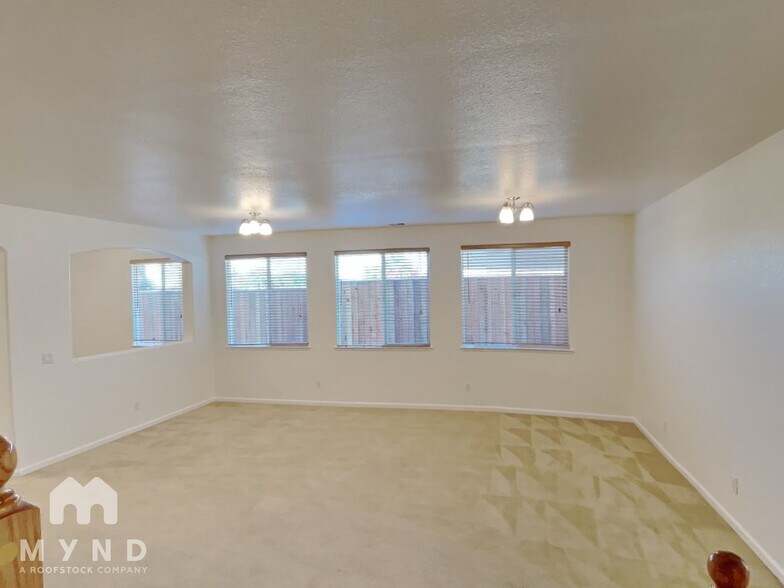 Building Photo - 9359 Lost Springs Ct