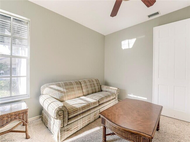 Building Photo - Turnkey 2-bedroom plus den villa, perfectly situated to capture stunning golf course and lake vie...