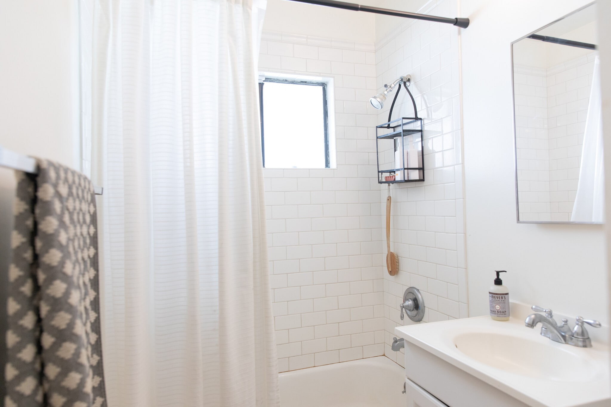 Building Photo - 411 Douglas St